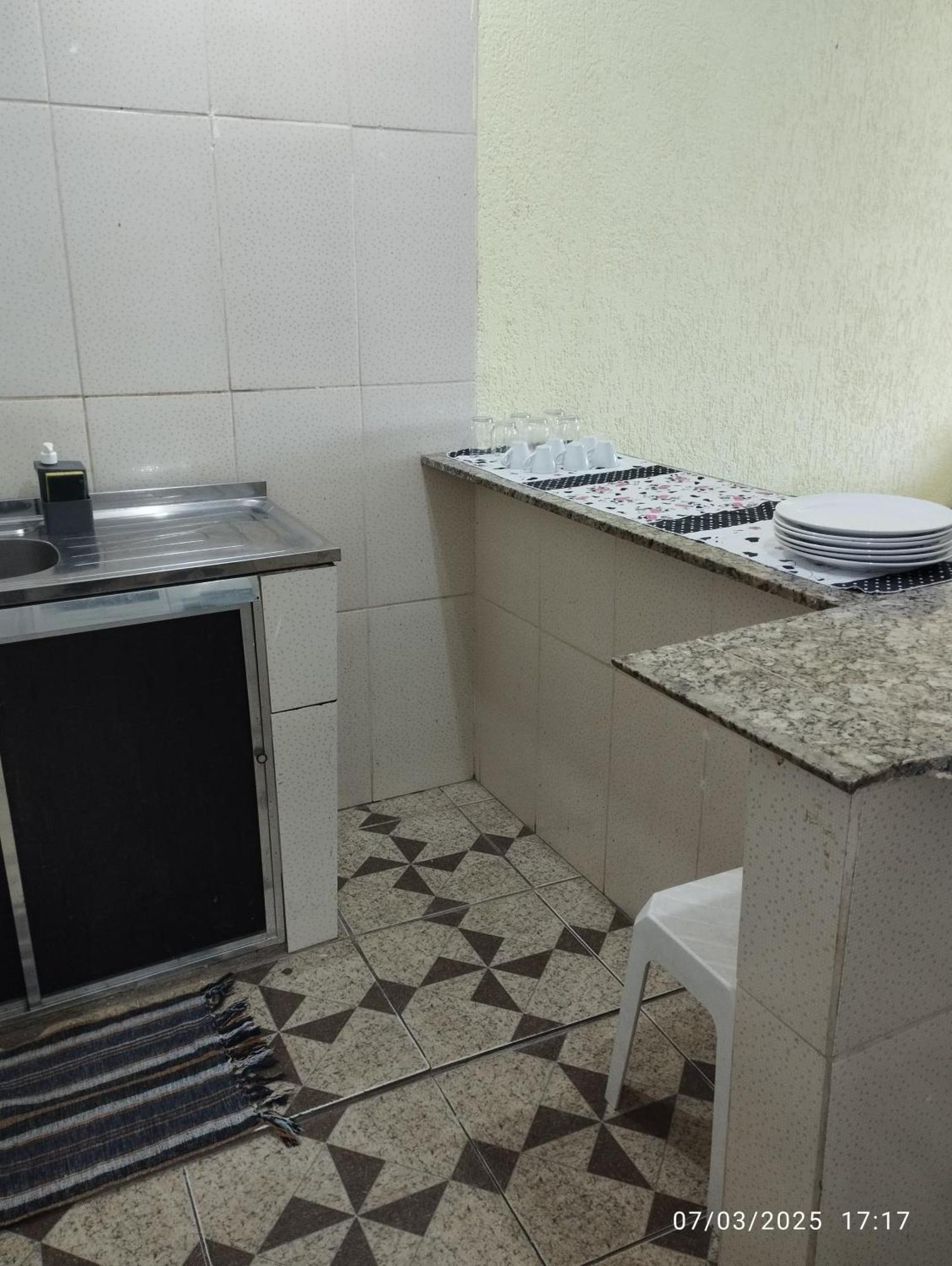 02 Jardim Peri Cozinha Banheiro *