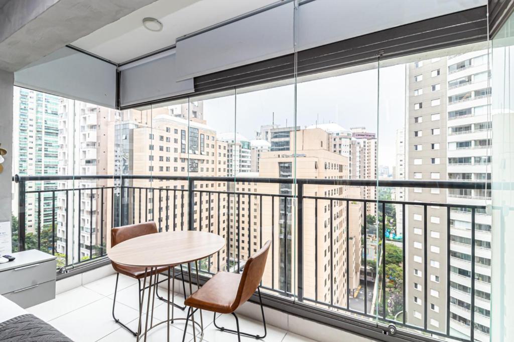 Apartamento Com Otima Localizacao Em Moema