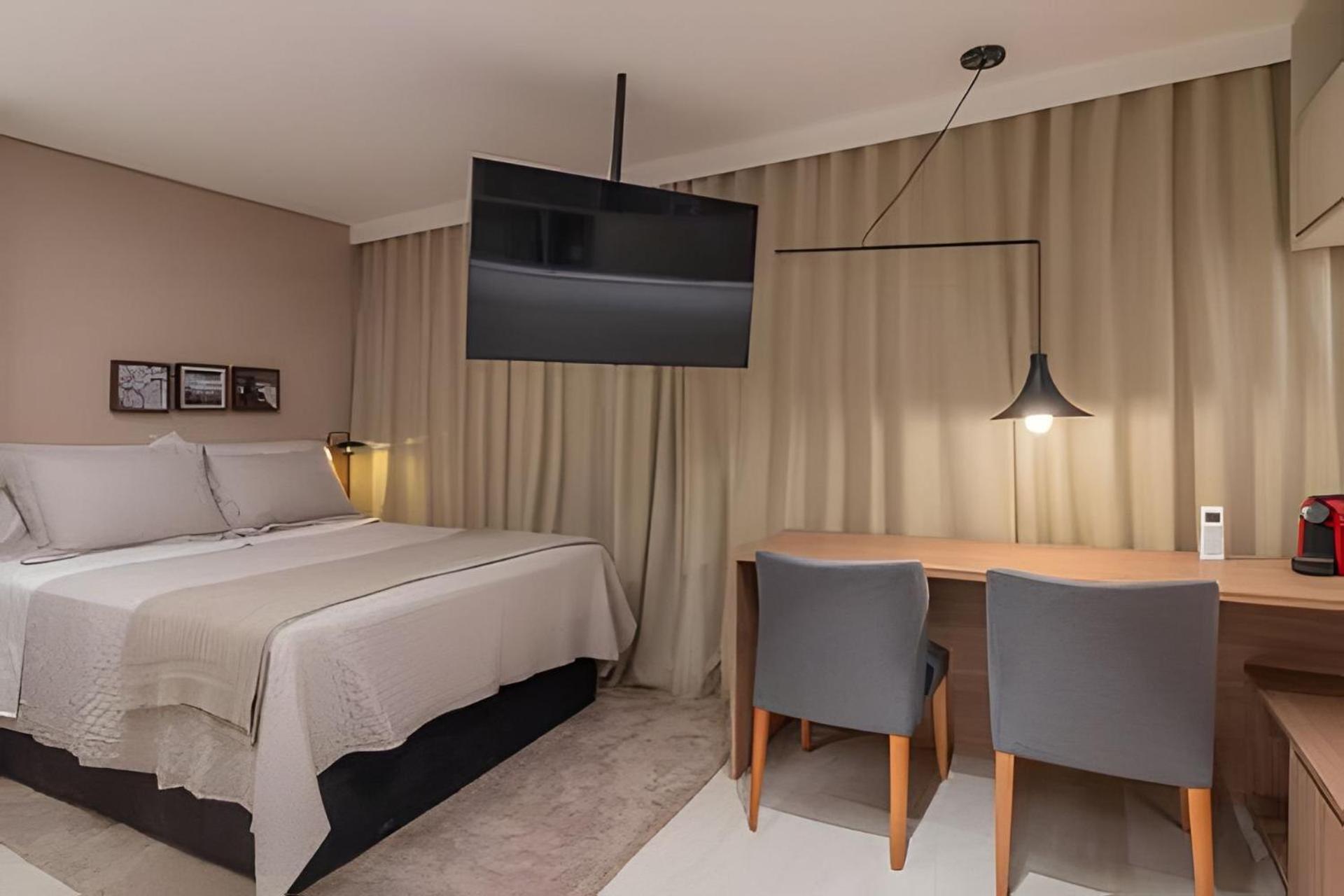 | Metro Oscar Freire Apartamento *