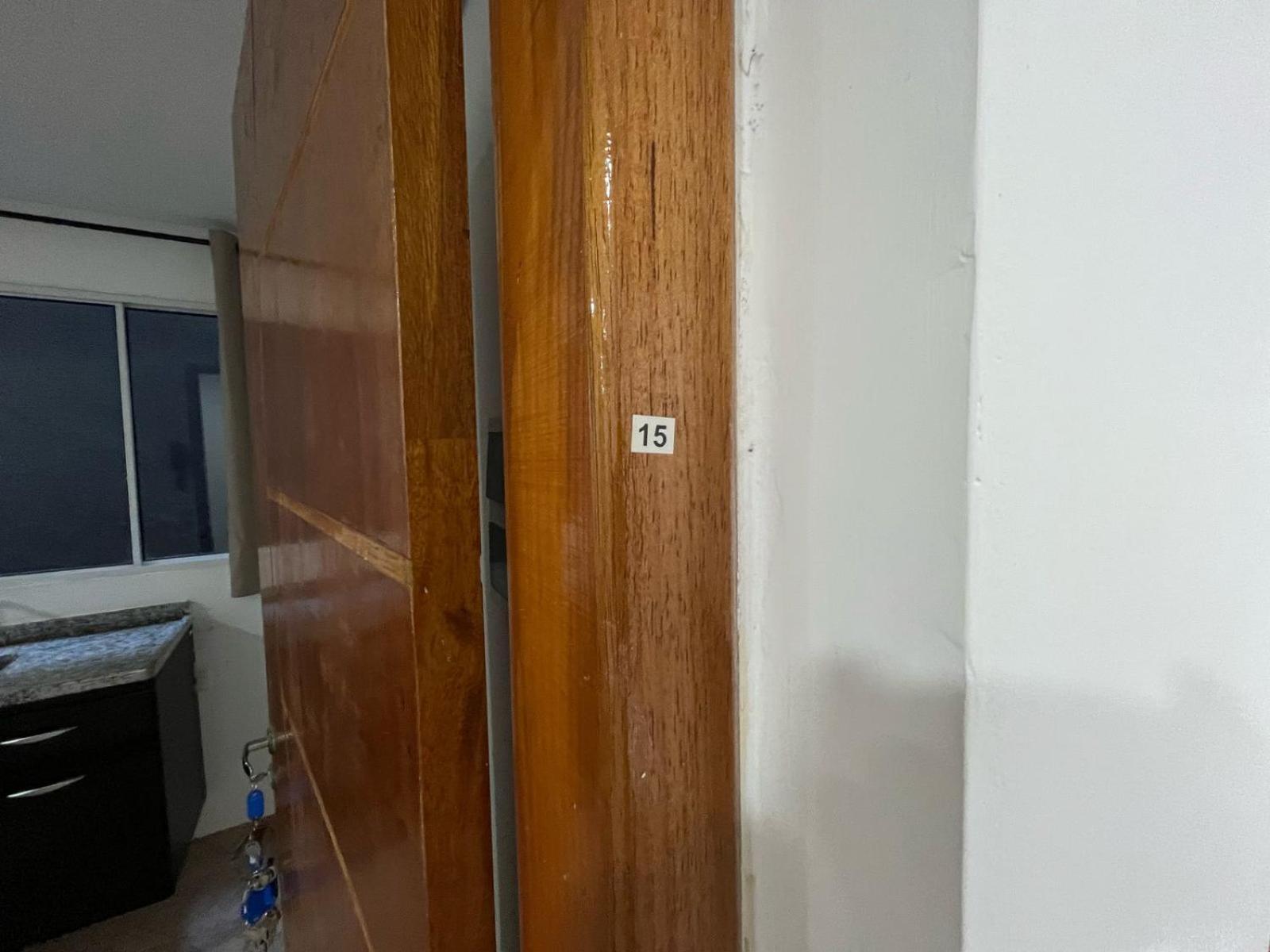 Residencial Vitoria 3 Hotel *