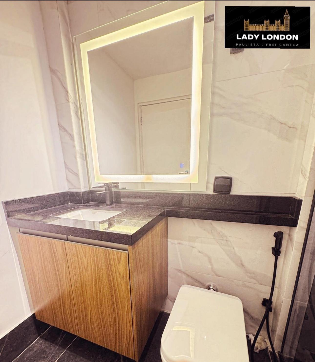 Lady London Paulista 2 Quartos Ar-condicionado Estacionamento Gratis Na Rua Herculano De Freitas Bela Vista Proximo A Av Paulista Hospital Sirio Libanes E Shopping Frei Caneca Apartamento *