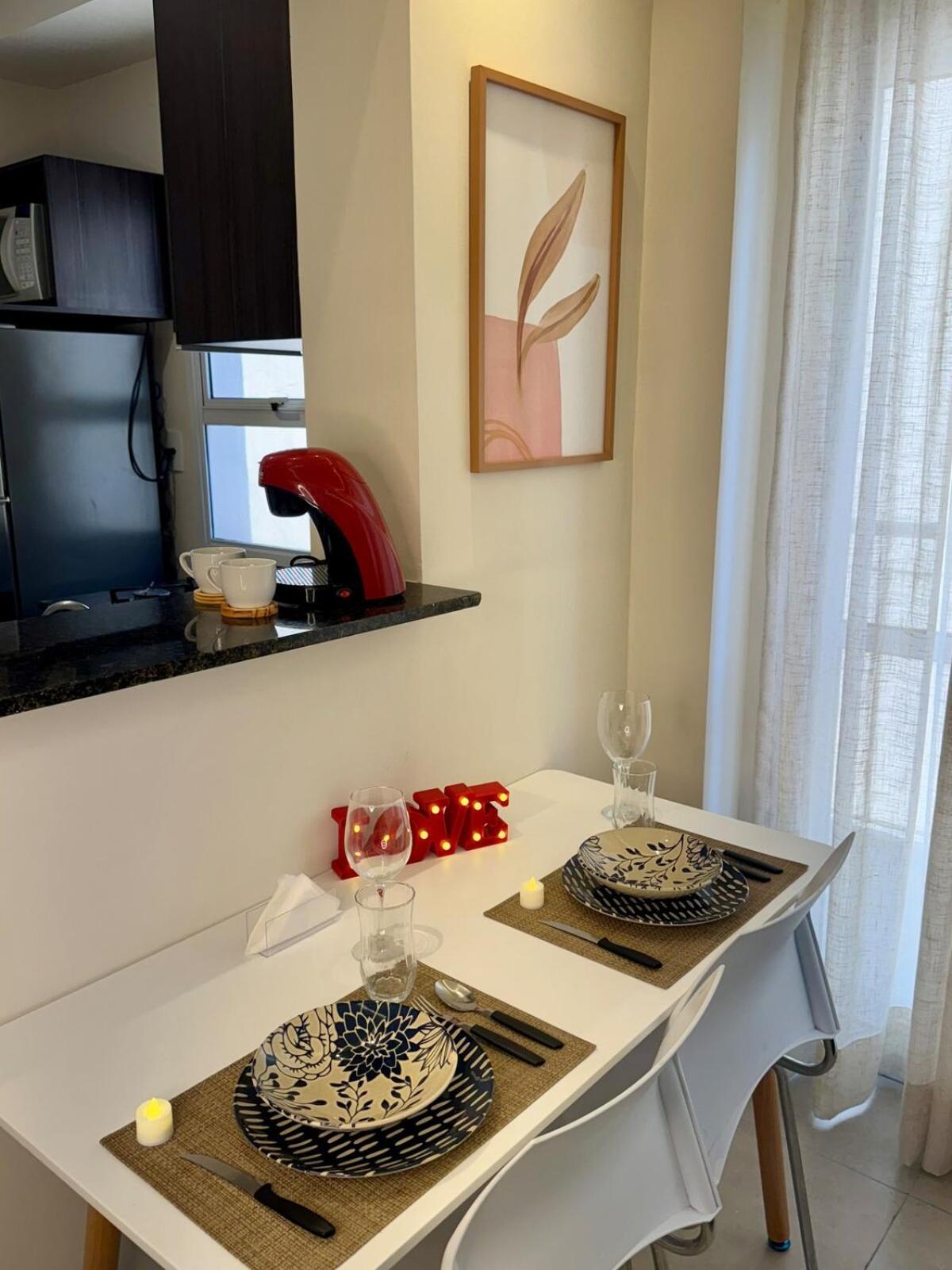 Uh House 83 , Estacionamento, Tv58 Pol ,45m2, Bela Vista Apartment