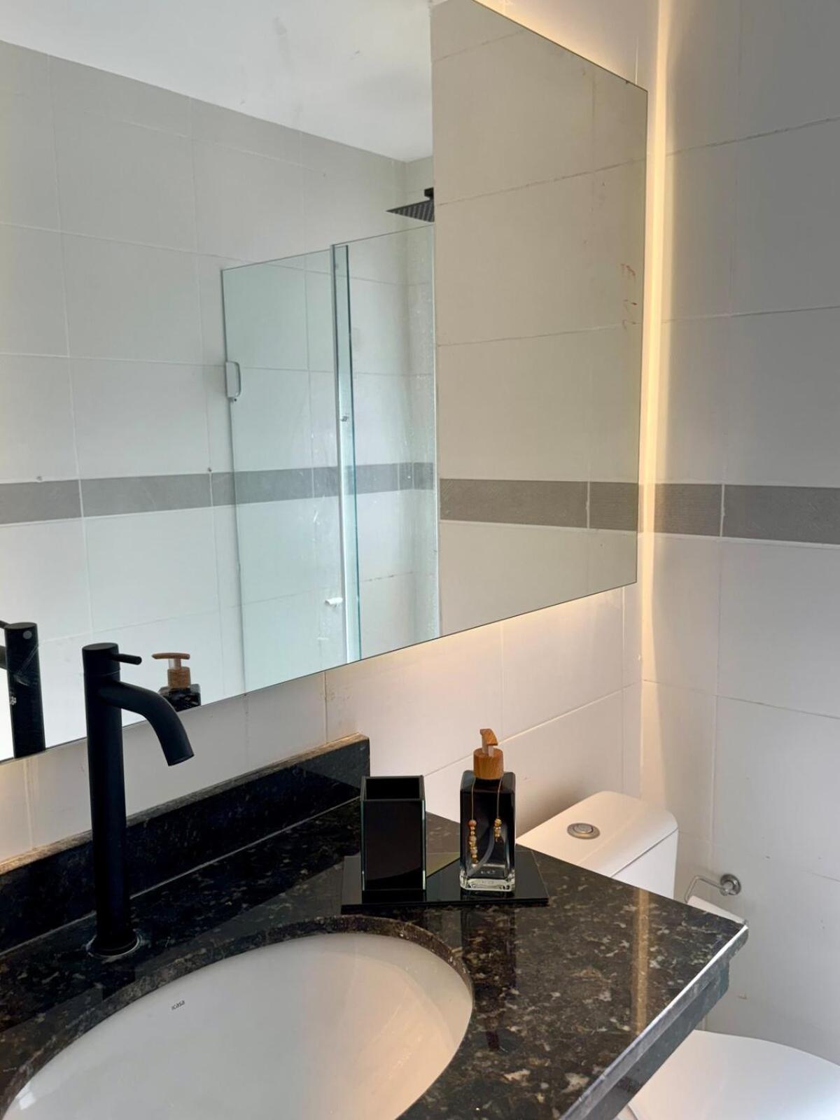 Apartment Uh House 83 , Estacionamento, Tv58 Pol ,45m2, Bela Vista