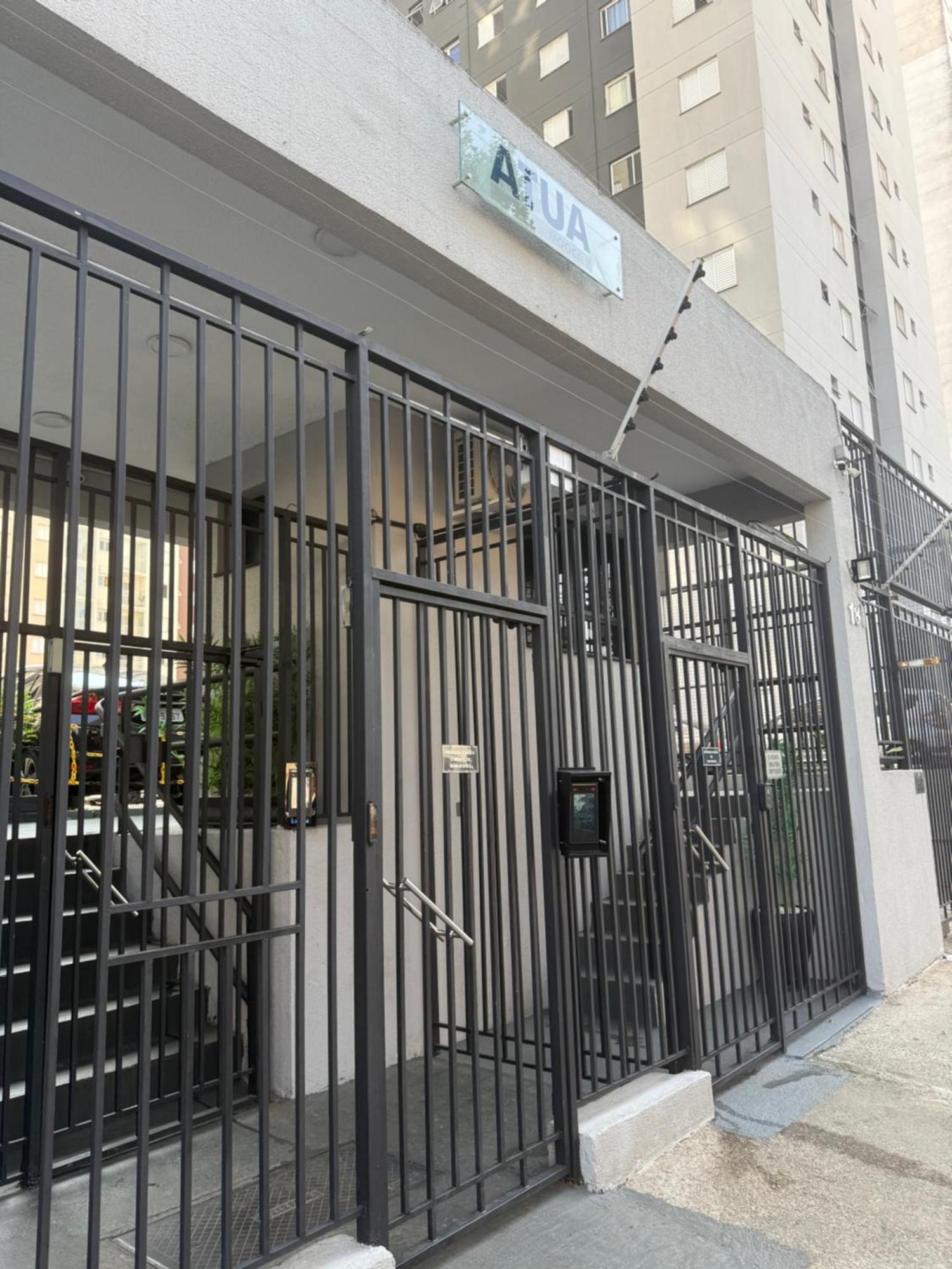 Apartamento Bem Localizado *