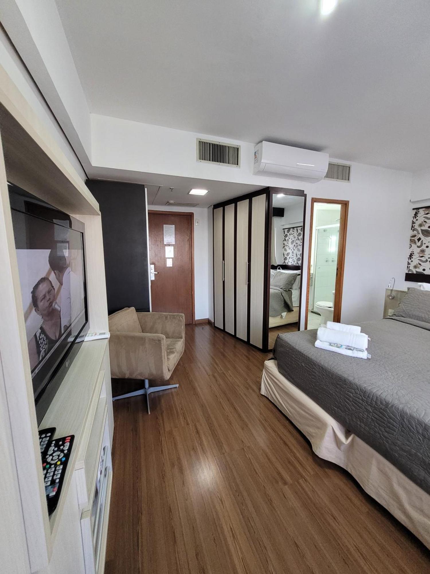 Flat Mercu Beneficencia Bela Vista Com Garagem 1203 São Paulo