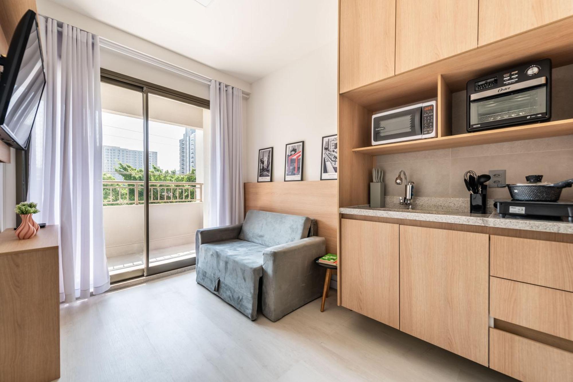Apartment Premium Campo Belo, Fast Wi-fi , Wide, Illuminated Sao Paulo