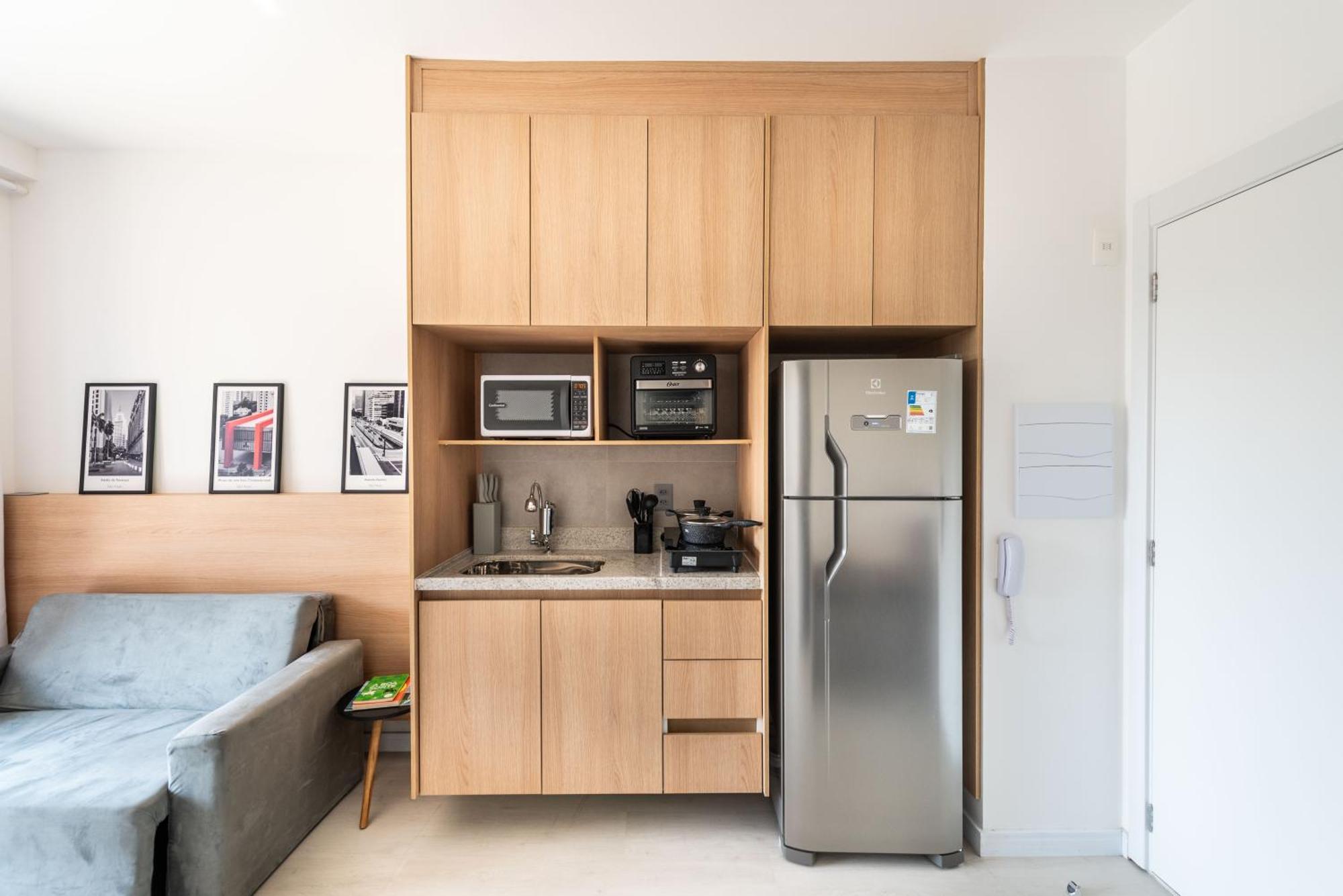 Premium Campo Belo, Fast Wi-fi , Wide, Illuminated Apartment *