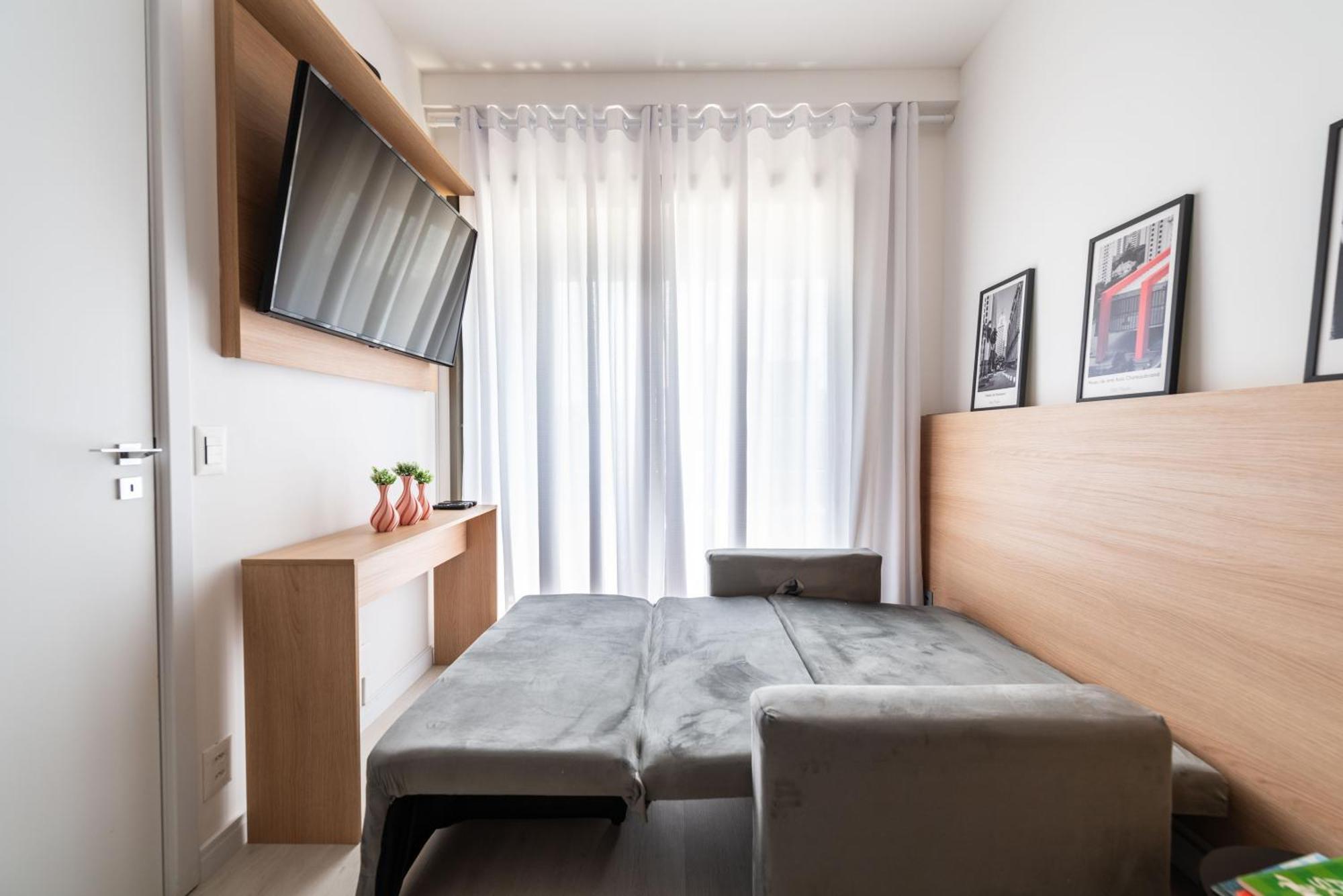Premium Campo Belo, Fast Wi-fi , Wide, Illuminated Apartment Sao Paulo