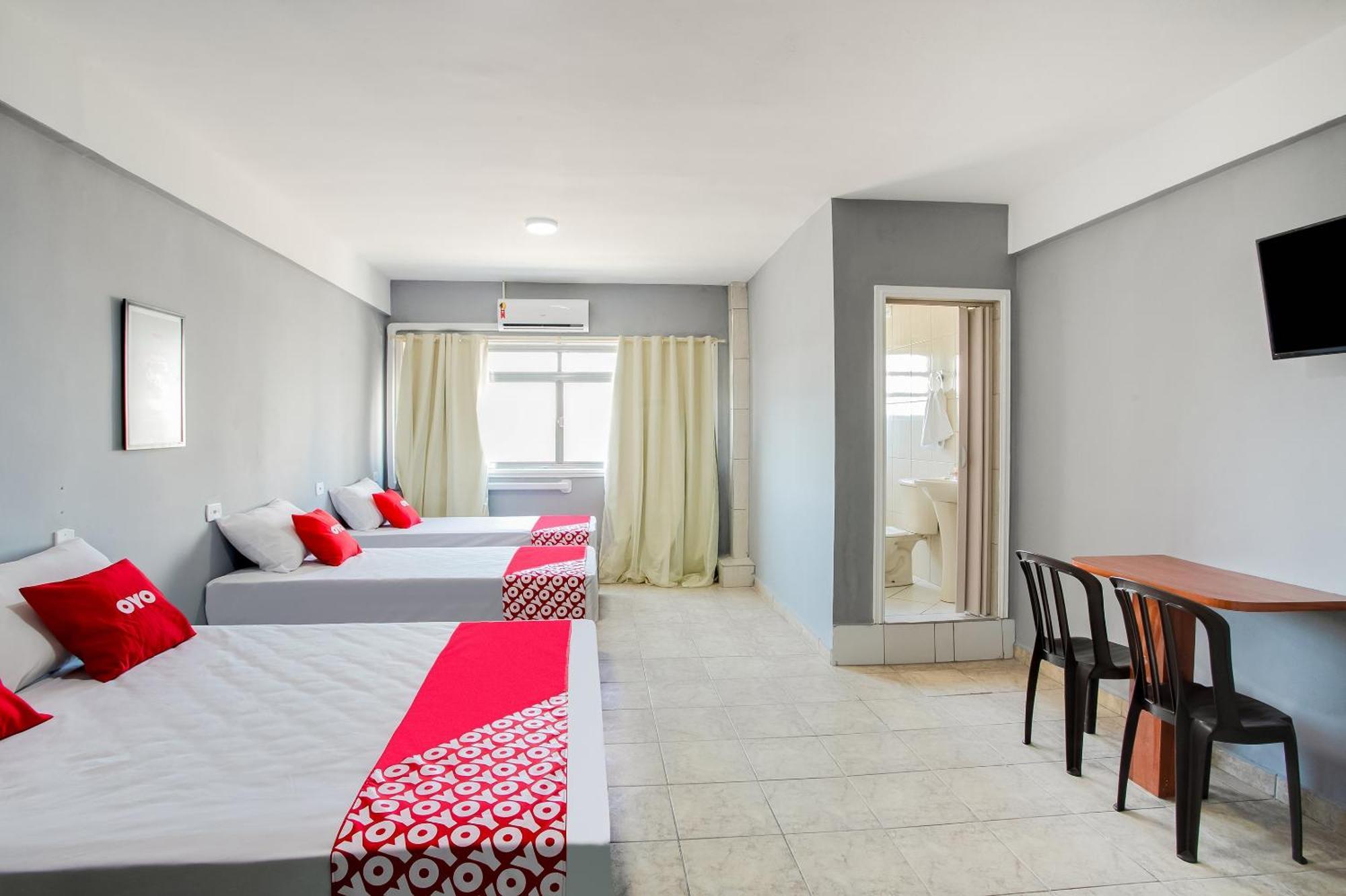Oyo Boneville, 4* São Paulo