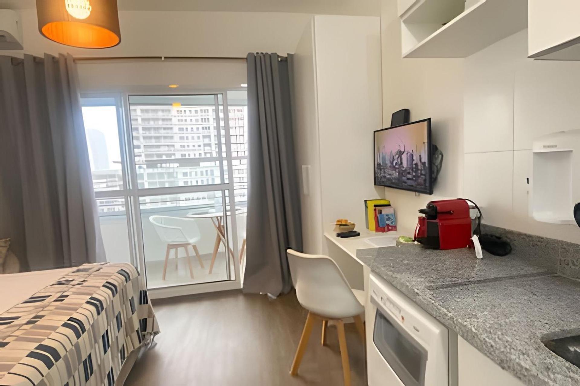 908 - Prox Ao Metro Apartamento *