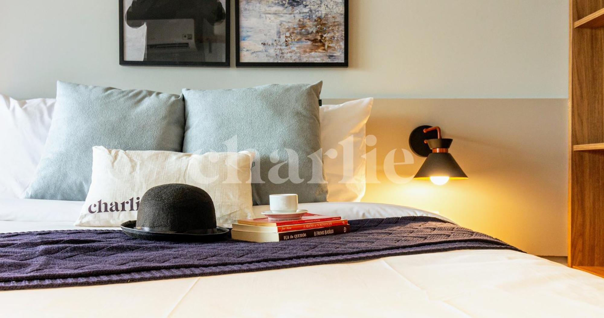 Charlie Lumiere Klabin Apartment *