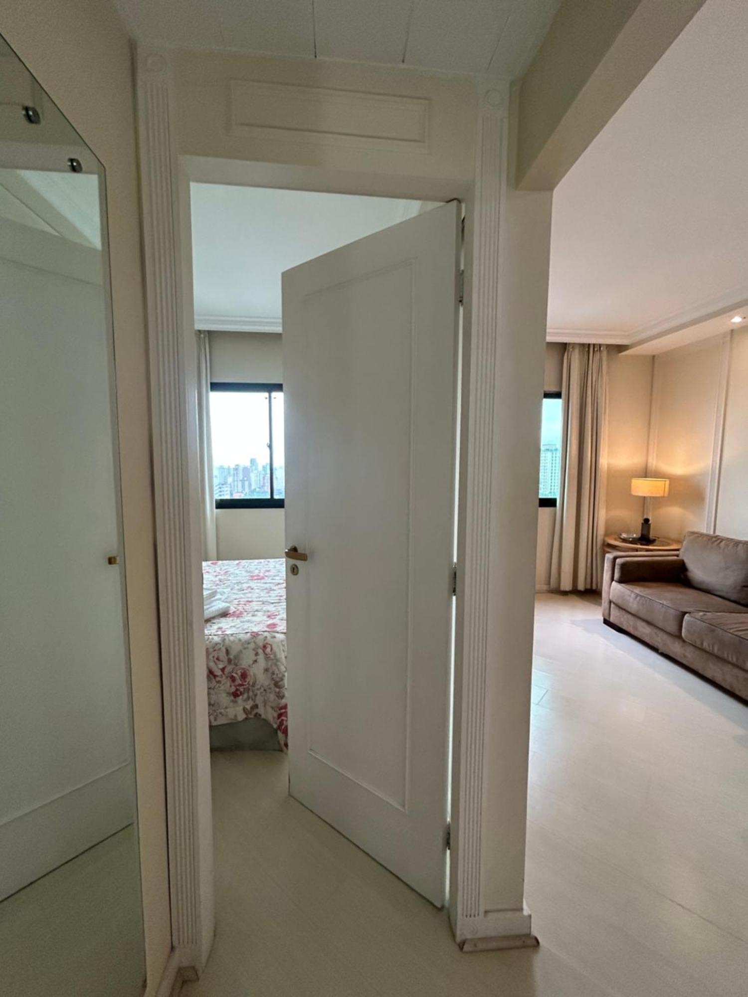 Flat Pamplona Hotel