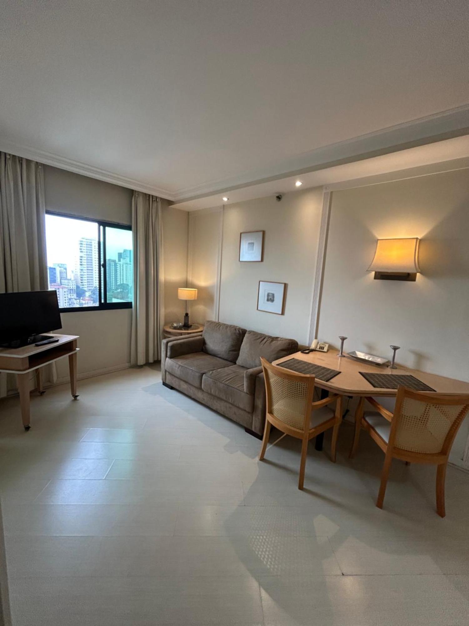 Flat Pamplona Hotel