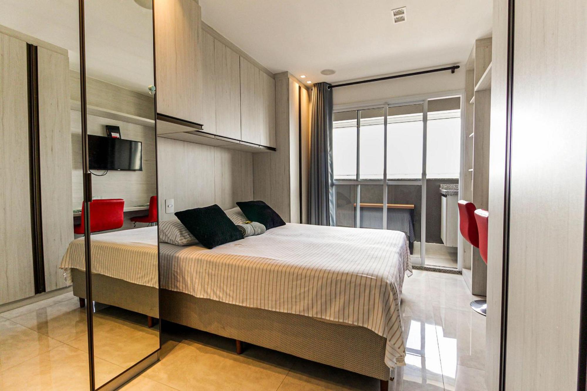 Apartamento Bl2214 - Apto Ao Lado Do Metro C/ Piscina *