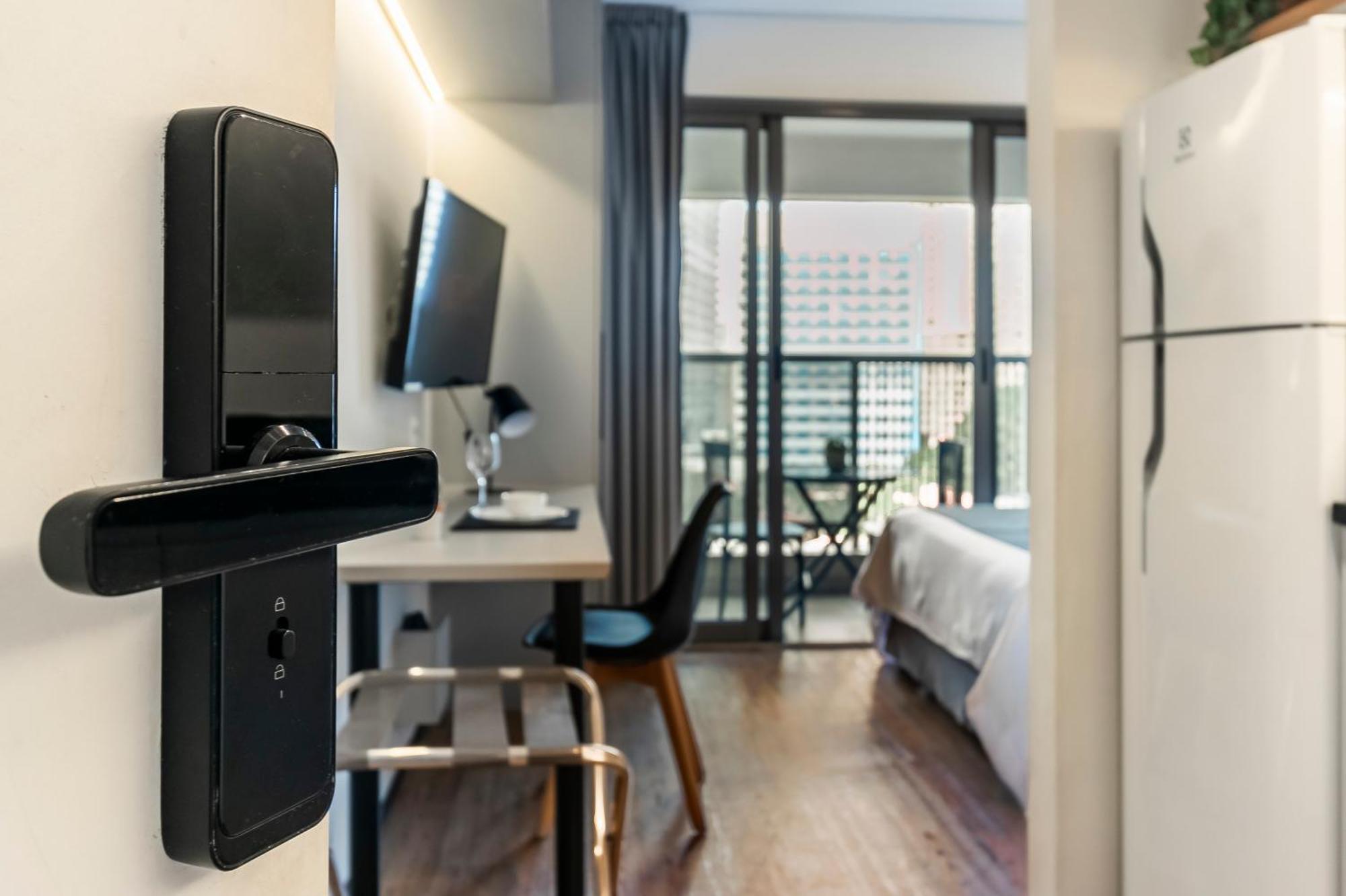 Apartment No Metro Madalena A 6min Av Paulista Sao Paulo