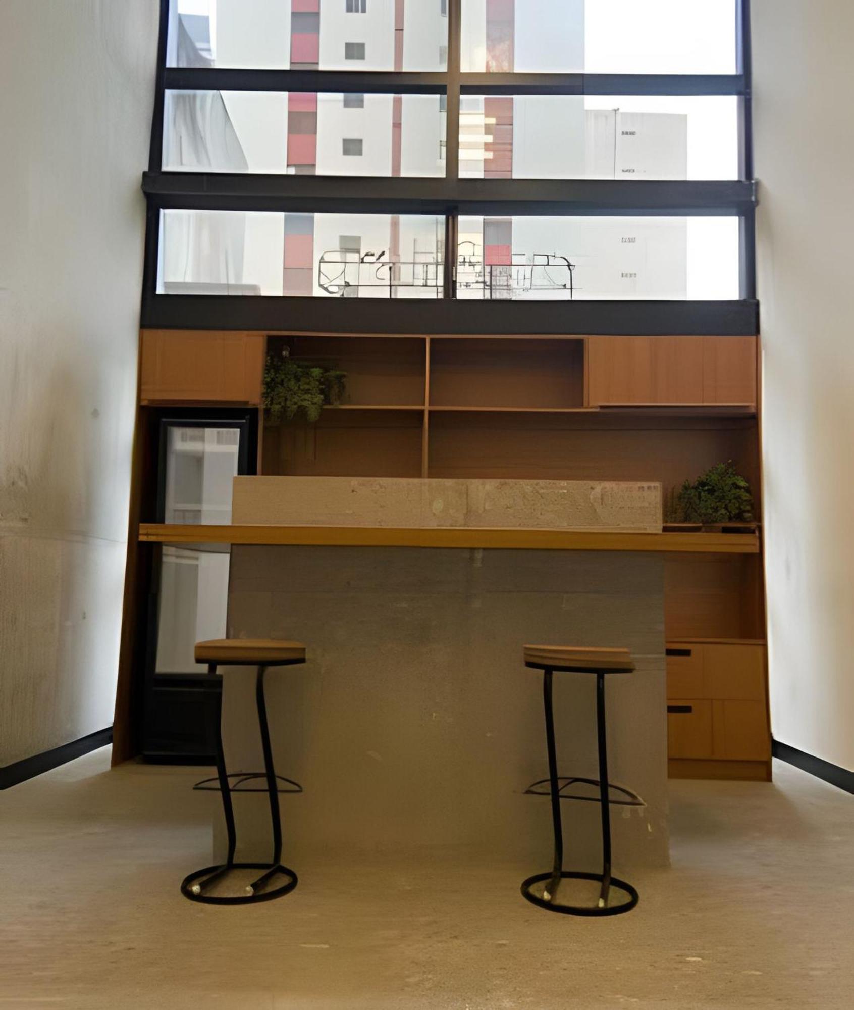 Apartamento Com Sacada / Paulista / Sirio Libanes
