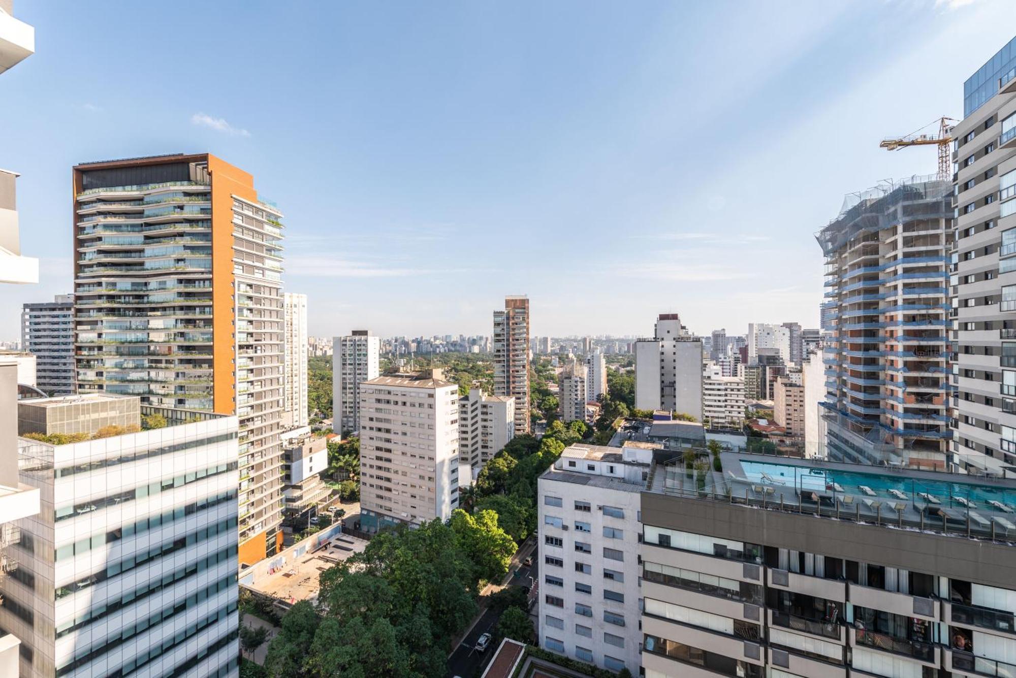 Of0 | Novo Bhaus Oscar Freire | Metro | Apartment Sao Paulo