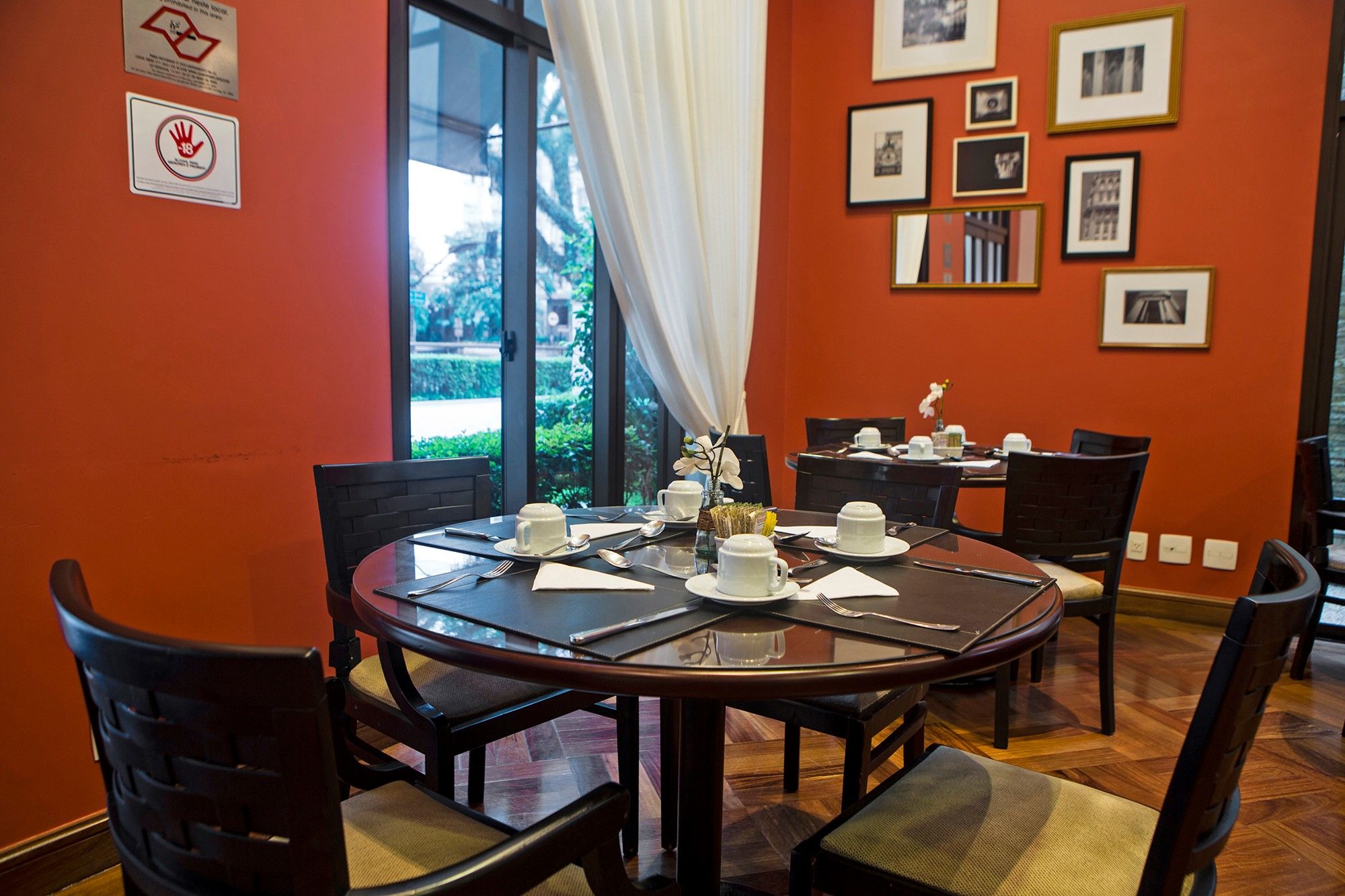 Hotel George V Casa Branca São Paulo