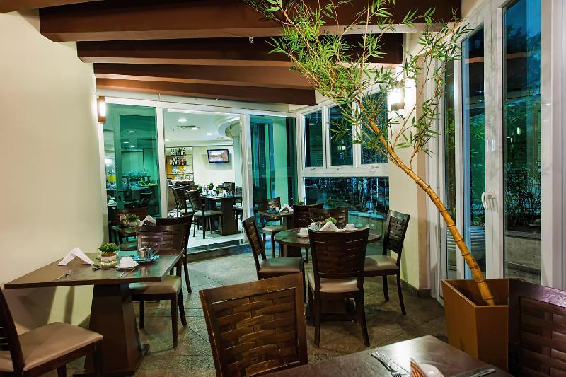Hotel Comfort Ibirapuera 3*