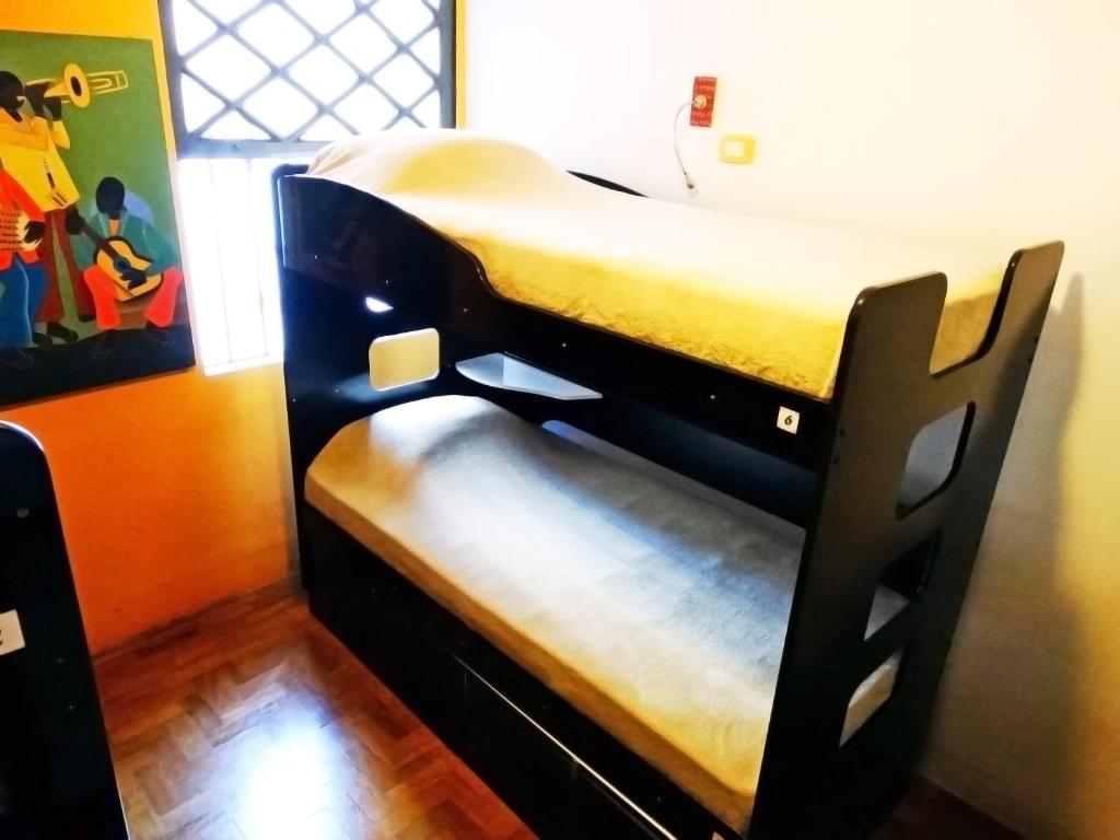 Hostel Uvaia *