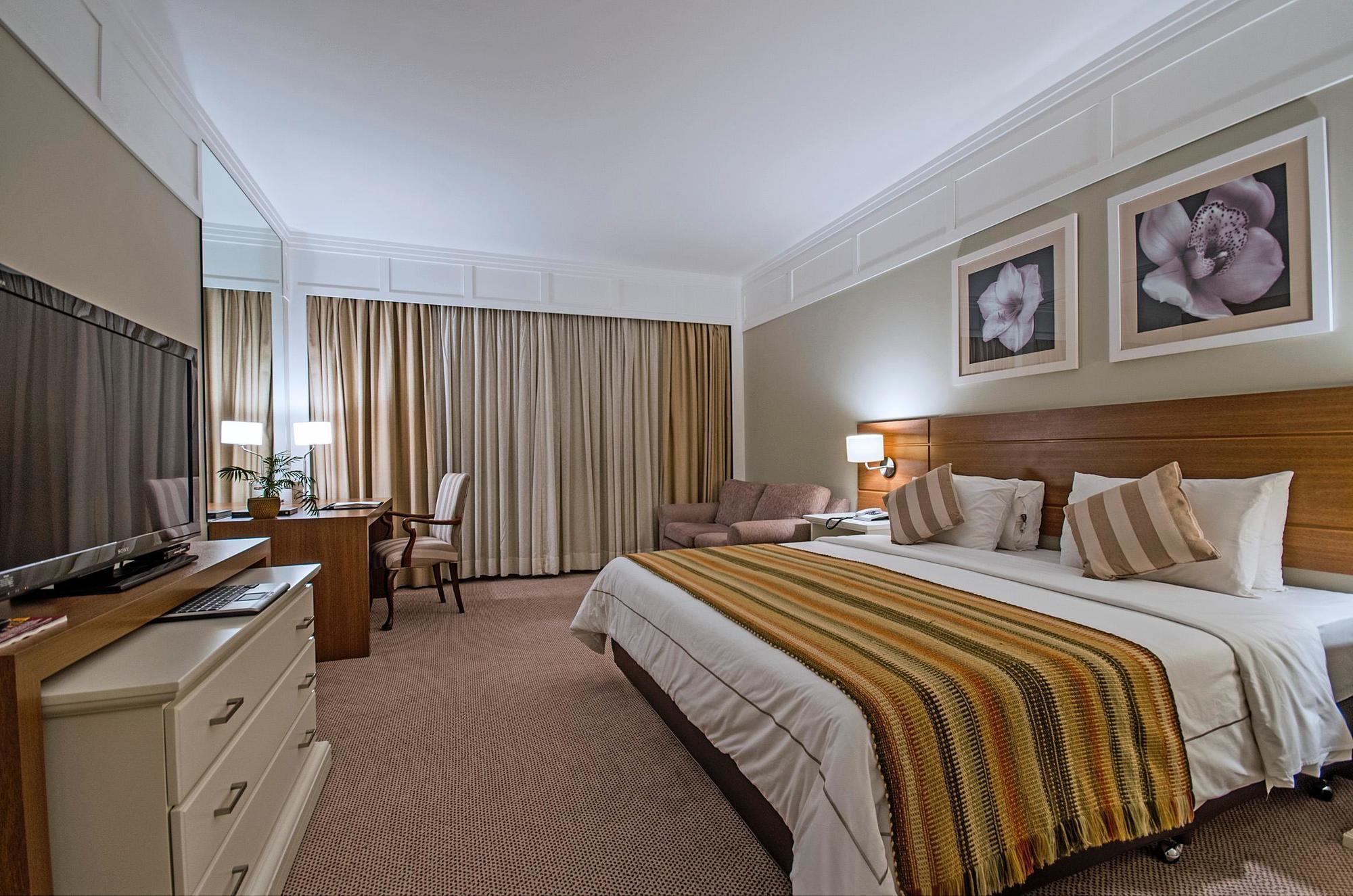Transamerica Hotel 5*