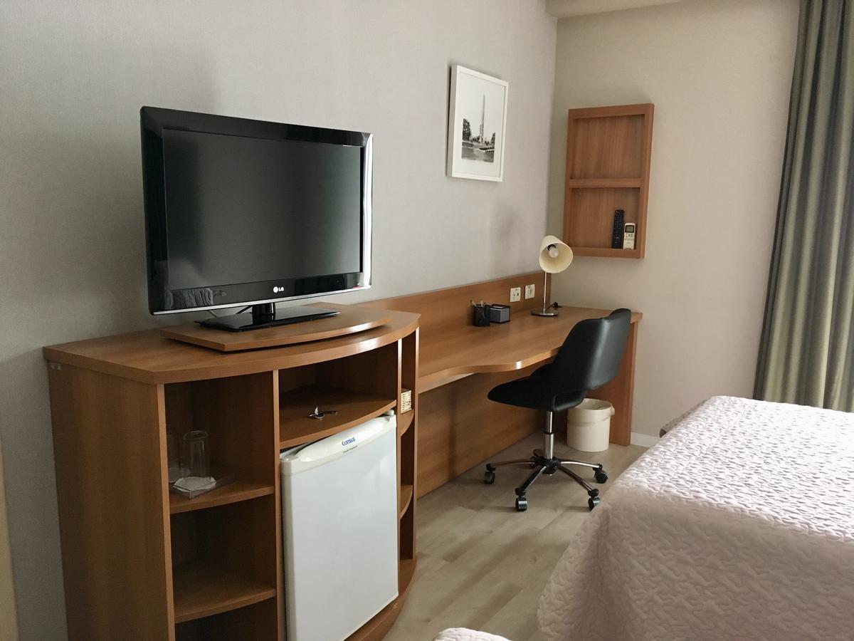Flat Na Avenida Sabia-moema Apartment