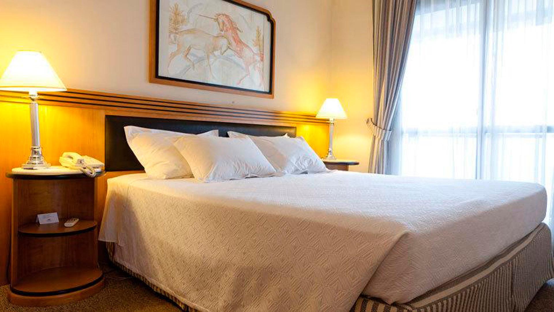 Estanplaza International Hotel 4*