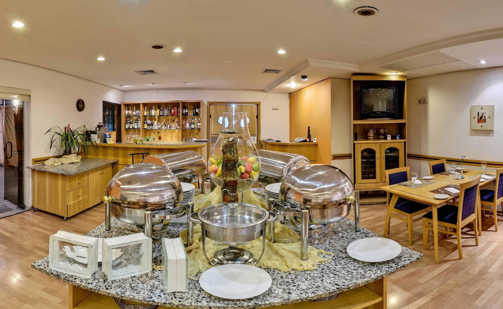 Hotel Hampton Park Jardins 3*