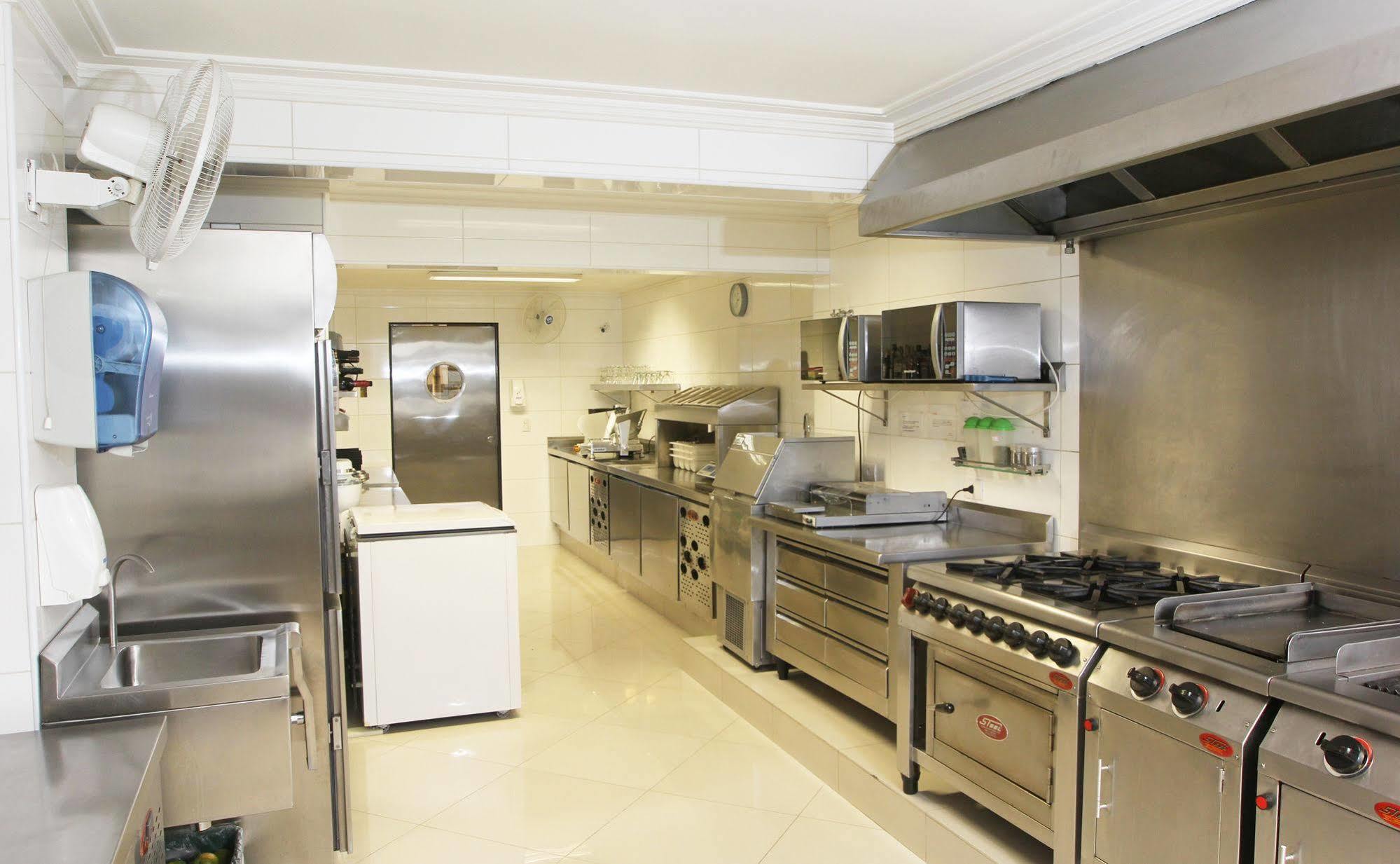 Hotel Amalia 4*