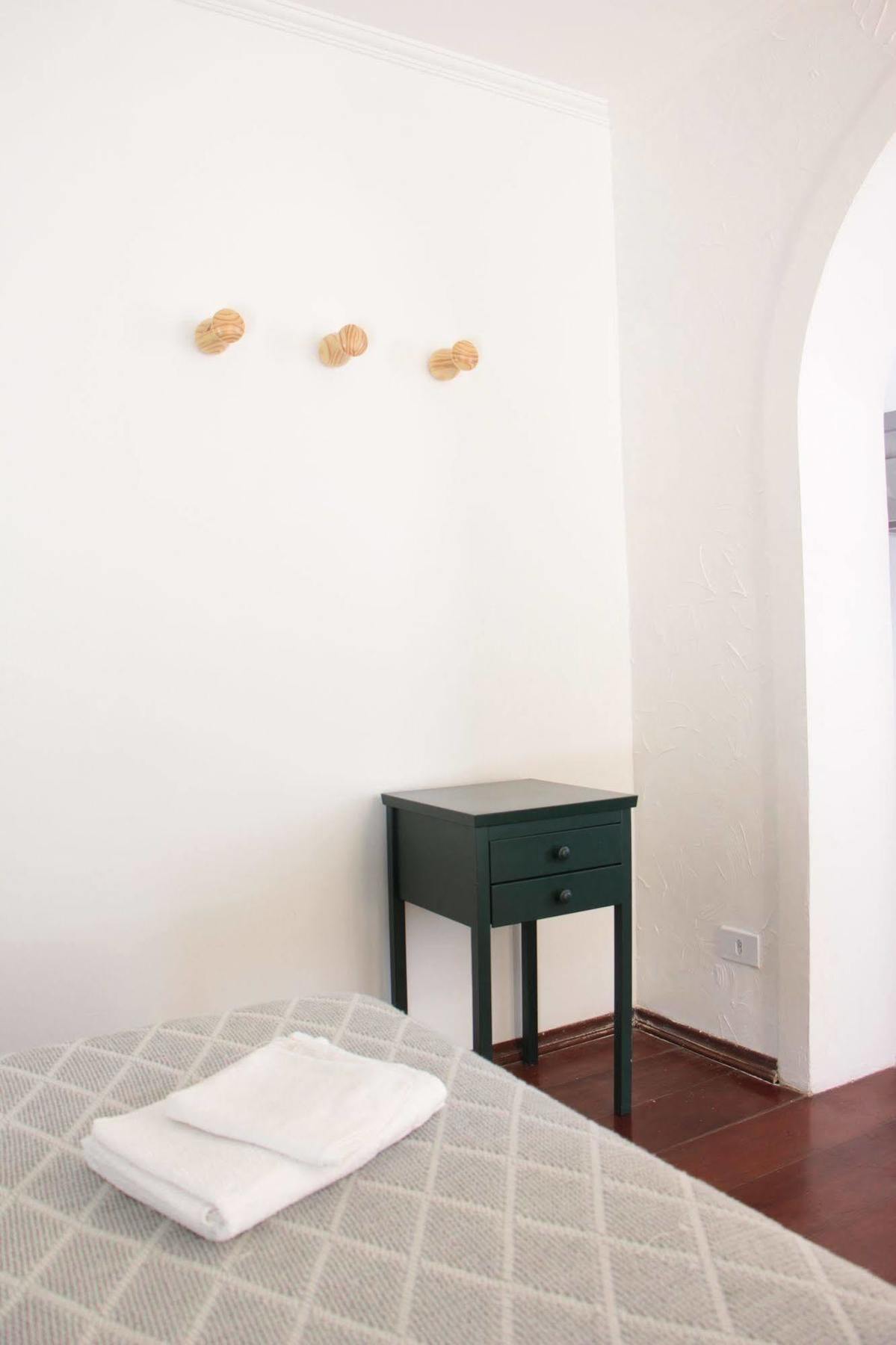 Hostel Lobo Urban *