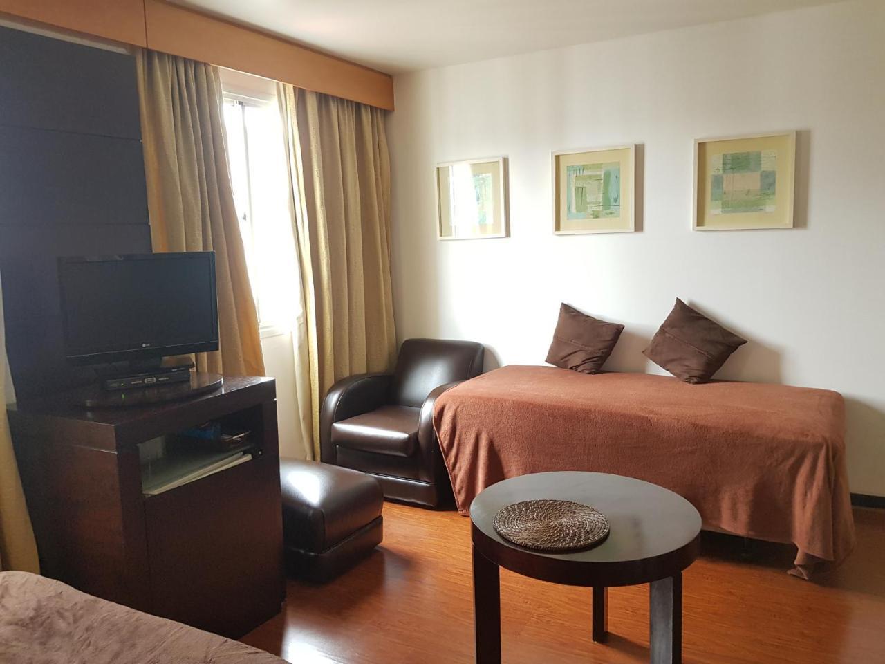 1603 Flat Mercure Vila Olimpia * Sao Paulo