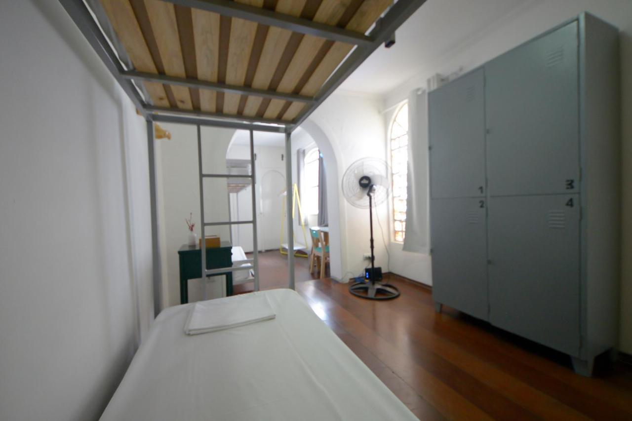 Lobo Urban Hostel