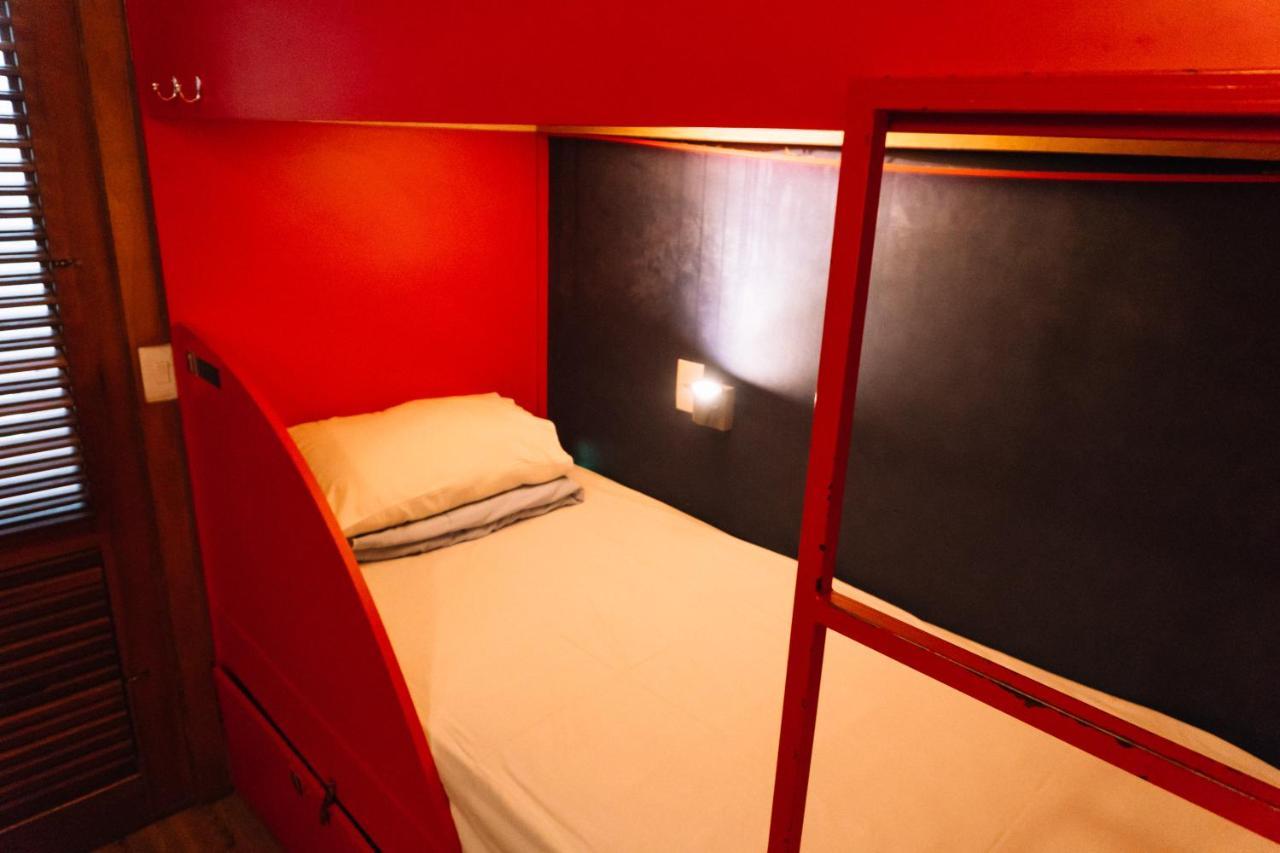 Albergue Bee W *