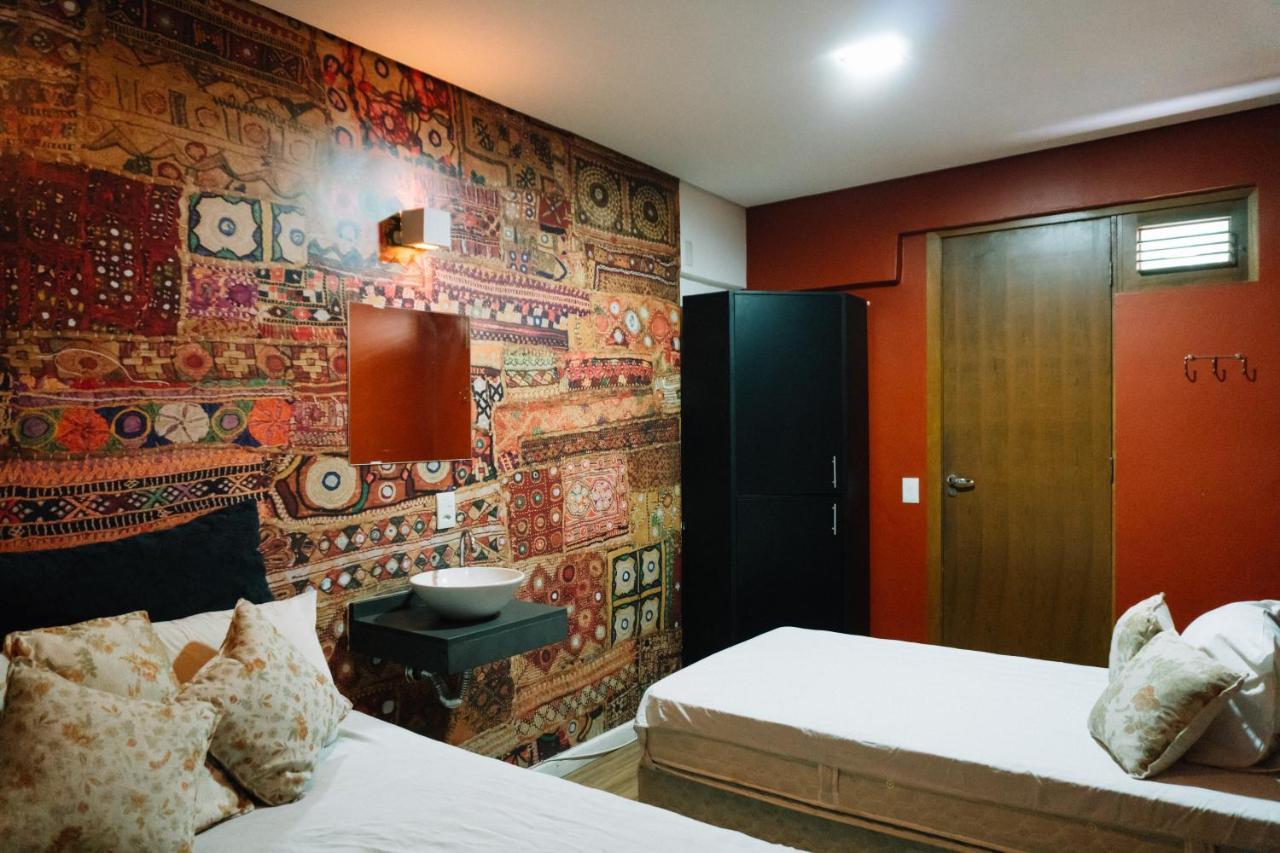 Albergue Bee W *