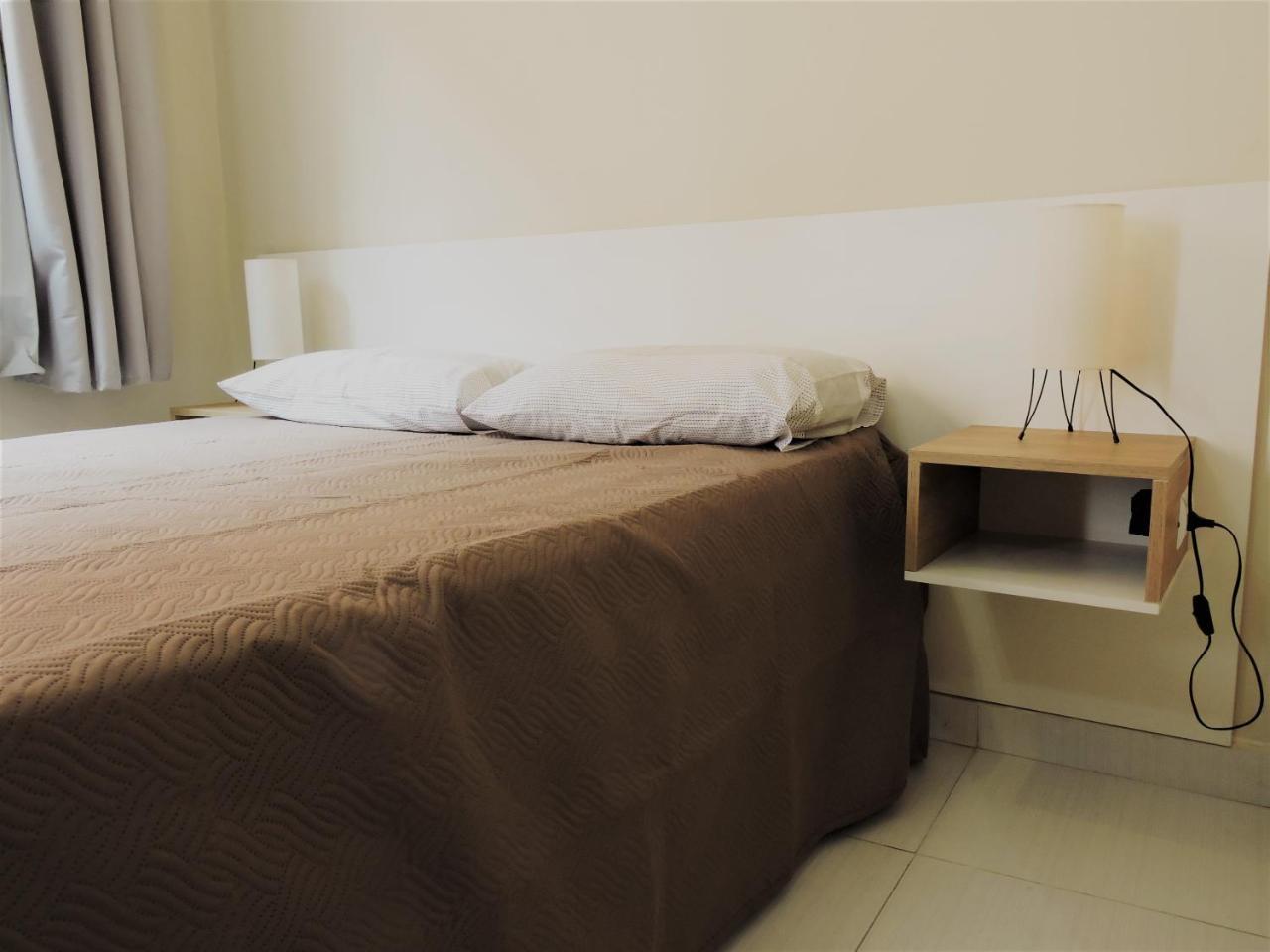 Apartamento 10 *