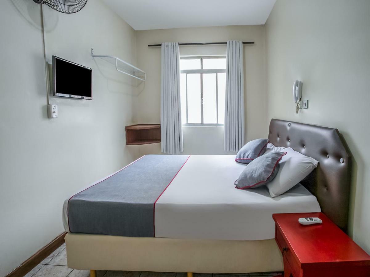 Hotel Oyo Grants 3*
