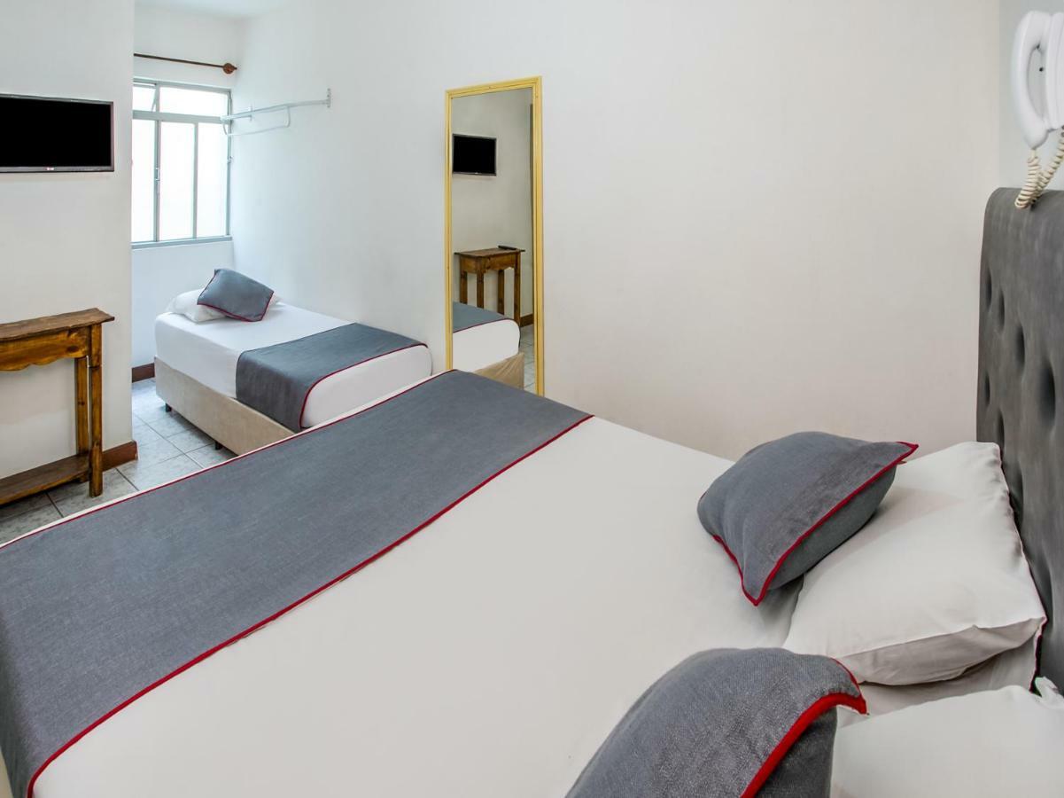 Hotel Oyo Grants 3*