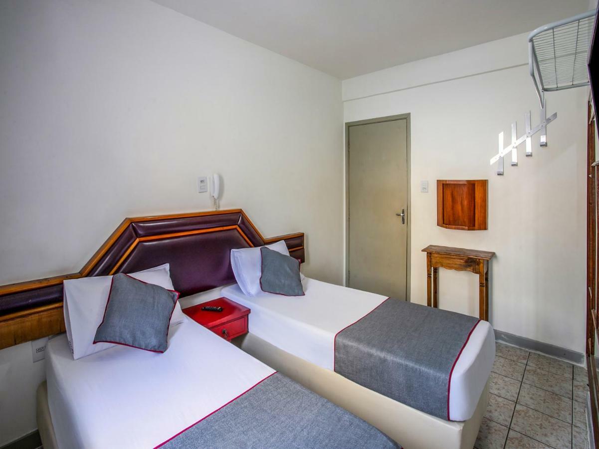 Oyo Grants Hotel