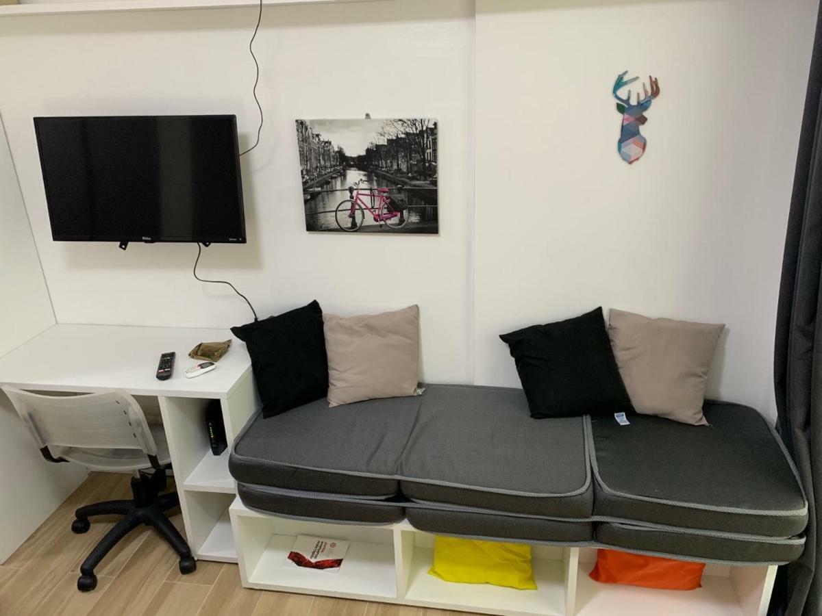 Apartamento Super Mensal Com Estacionamento E Internet ! *