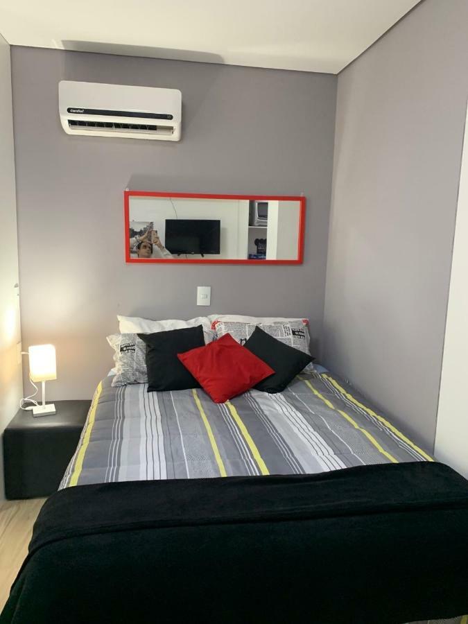 Apartamento Super Mensal Com Estacionamento E Internet ! *