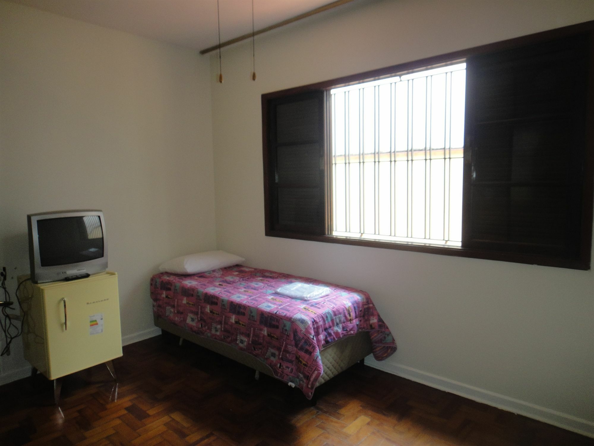 Hotel West