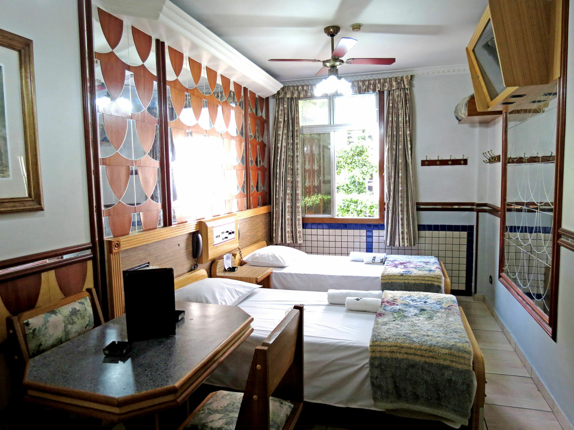 Pc Hotel 2*