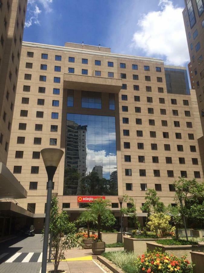 Flat Moema Jamaris * Sao Paulo