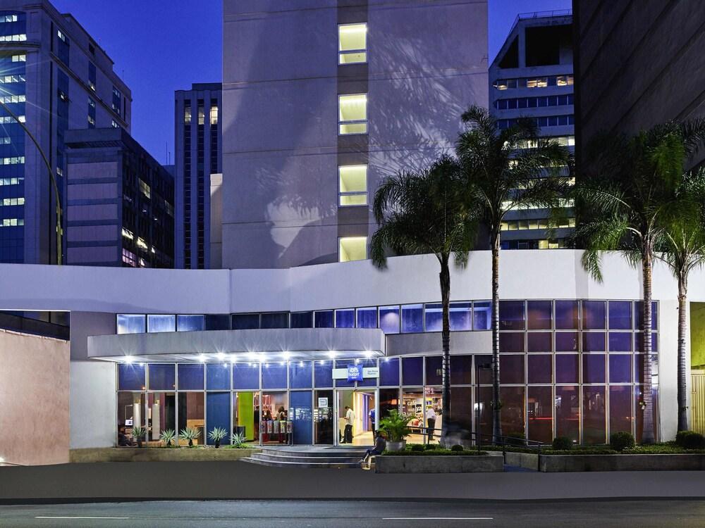 Ibis Budget Paulista Hotel