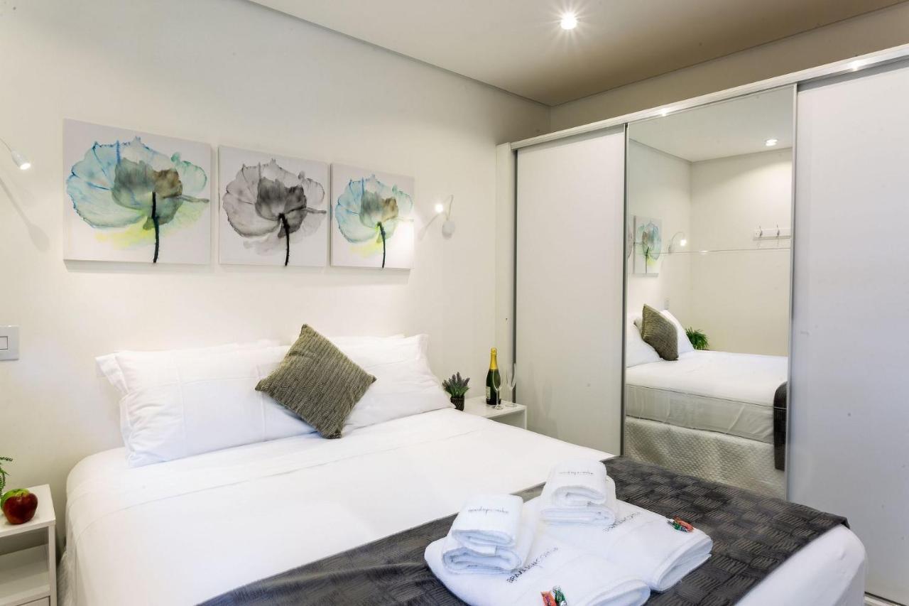 Com Quintal Em Alto De Pinheiros Apartamento *