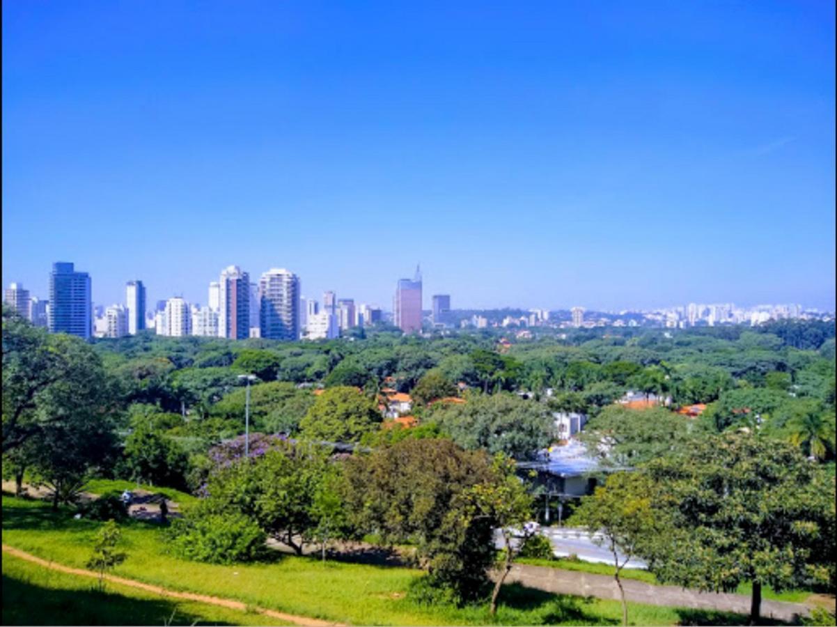 Com Quintal Em Alto De Pinheiros Apartamento