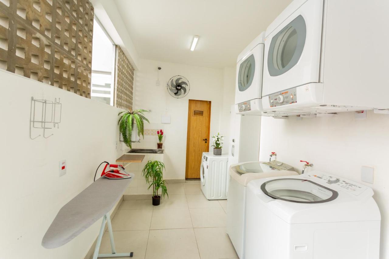 Com Quintal Em Alto De Pinheiros