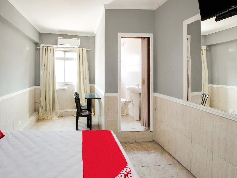 Oyo Boneville, 4* São Paulo