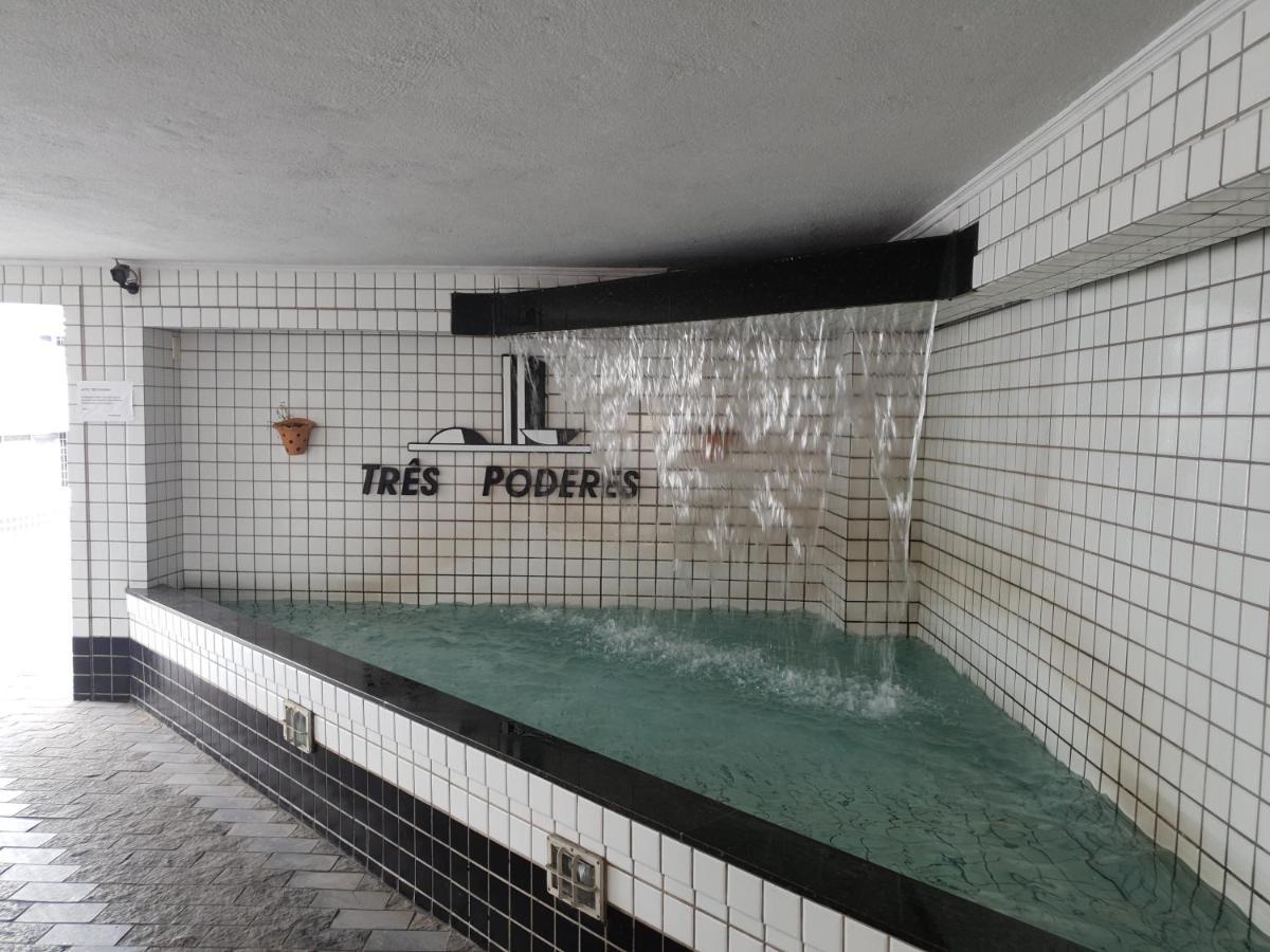 Tres Poderes (adults Only) 2*