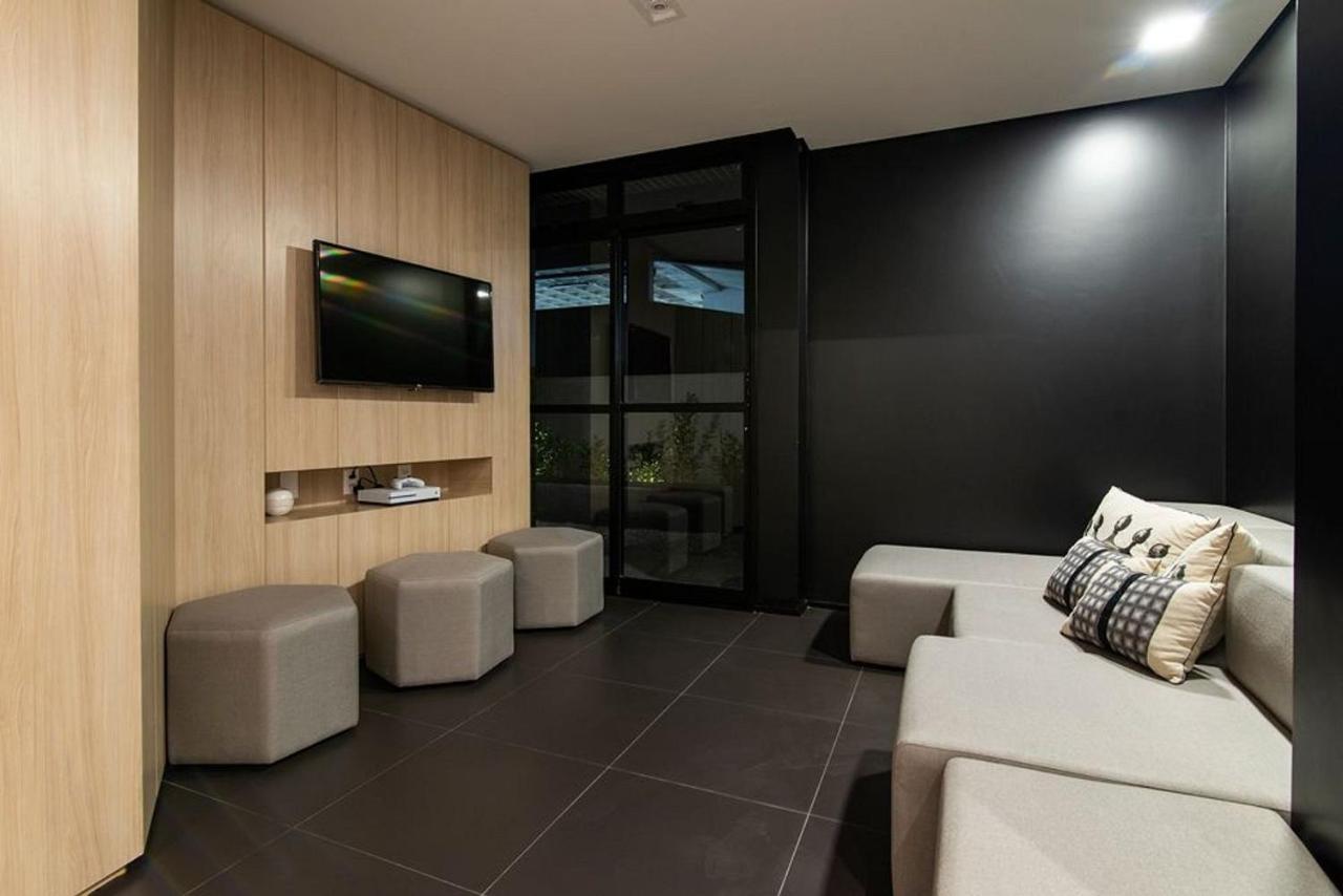 Apartment Anylife Smart Bom Retiro 1213 *